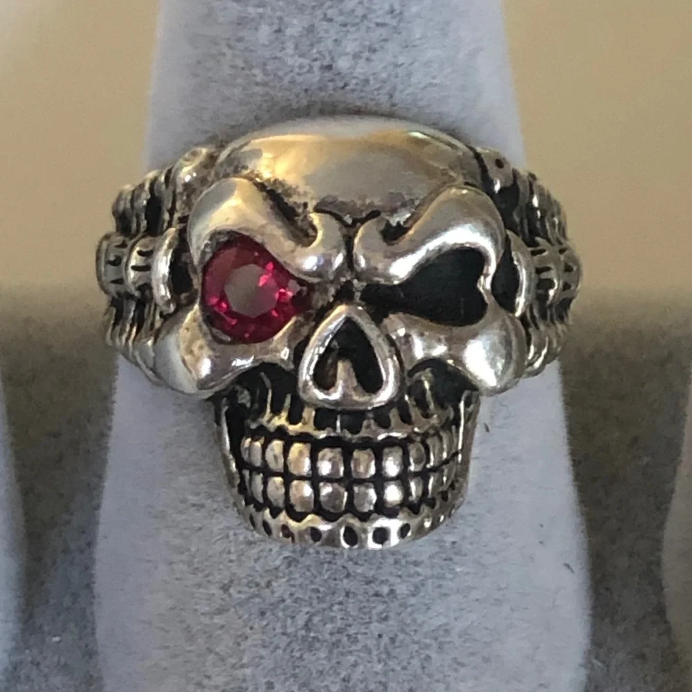 925 silver 13 size ring biker skull vertebrae red cz stone eye